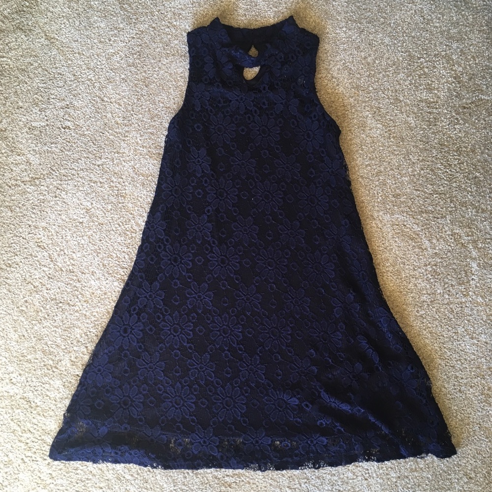 Blue lace kid’s dress